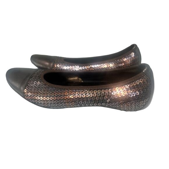 Donald J Pliner Couture Bronzed Sequin Ballet Flats 6 - Picture 2 of 6